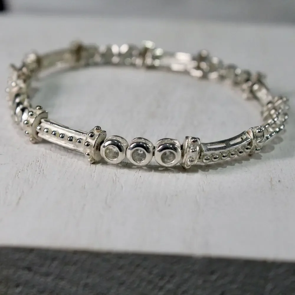 Vintage Women's Sterling Silver 925 & Cubic Zirconia CZ Tennis Bracelet - Picture 5 of 10